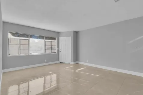 307 E Monument Avenue Kissimmee FL 34741