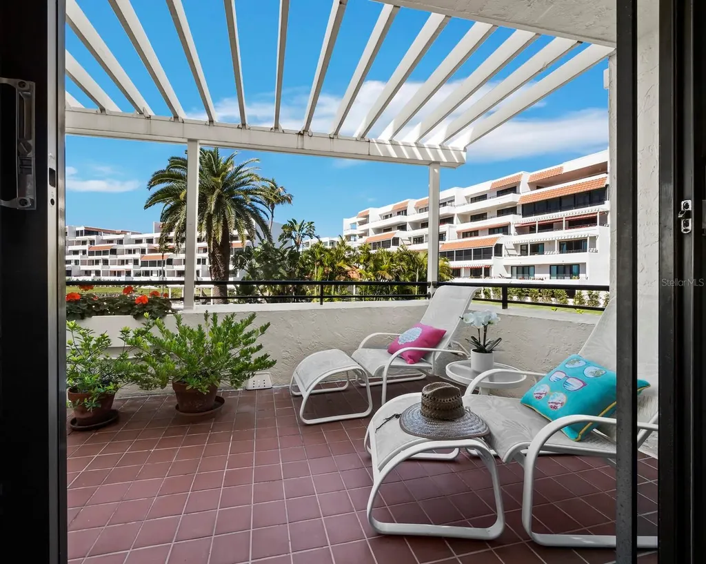 1445 Gulf Of Mexico Drive Longboat Key FL 34228