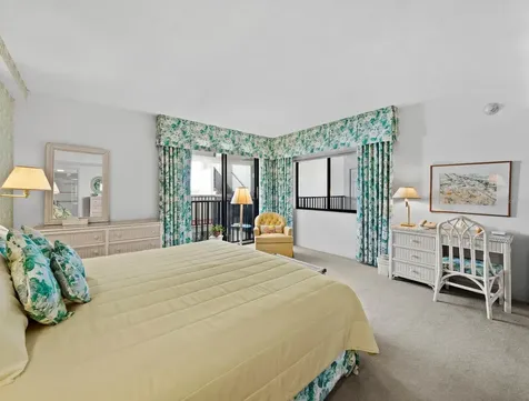1445 Gulf Of Mexico Drive Longboat Key FL 34228
