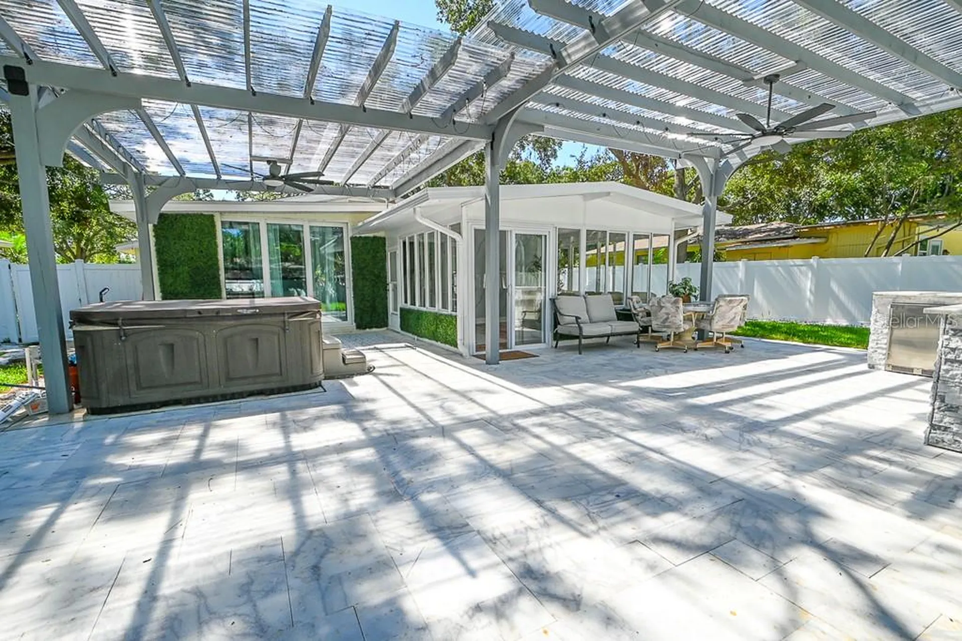 1826 Country Club Road N St Petersburg FL 33710