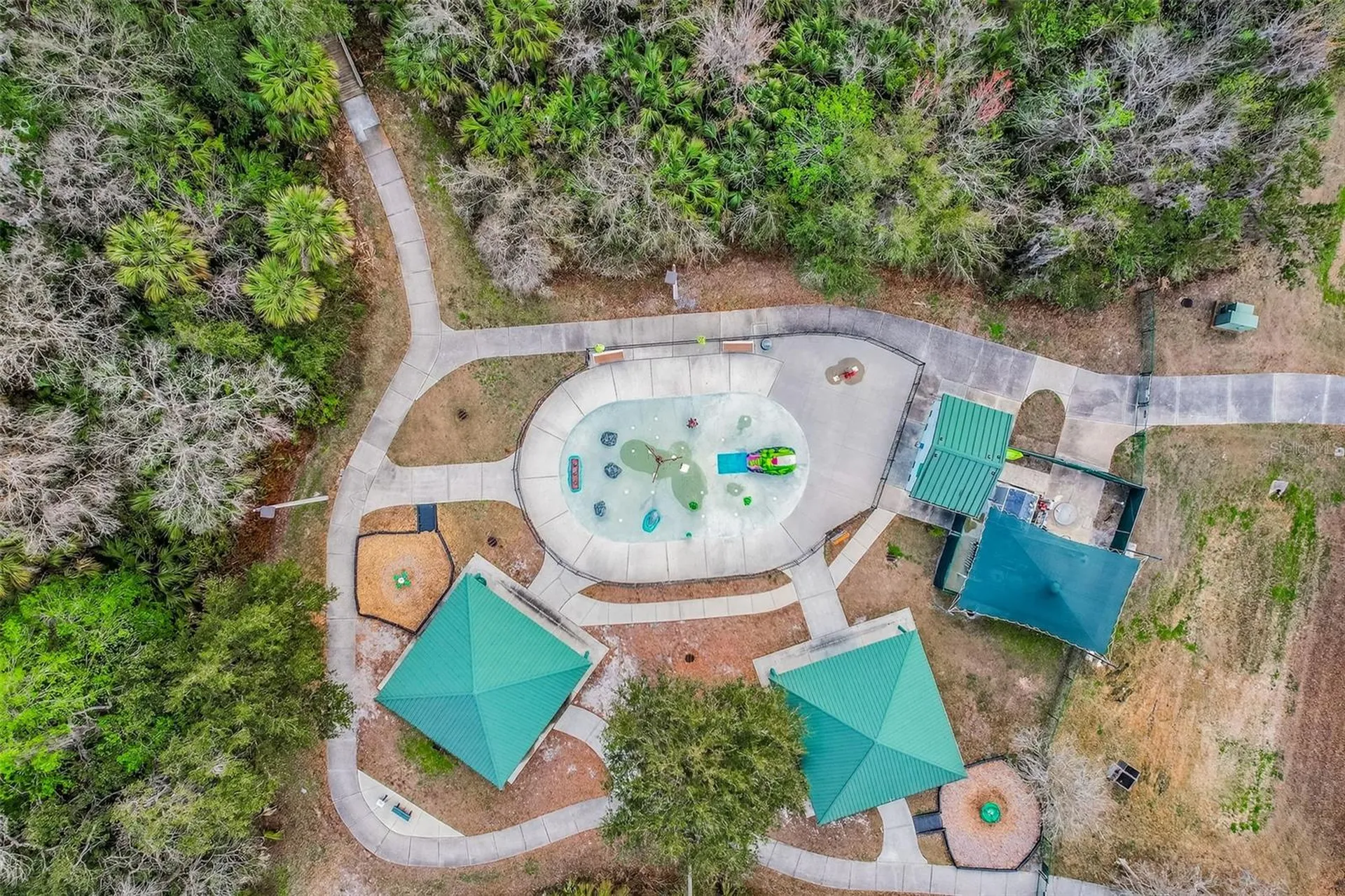 904 Vineyard Lane Oldsmar FL 34677