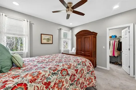 904 Vineyard Lane Oldsmar FL 34677