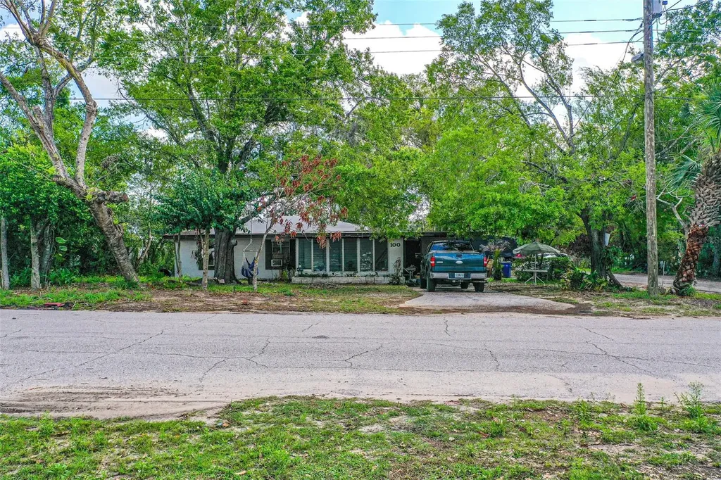 100 N Self Avenue Avon Park FL 33825