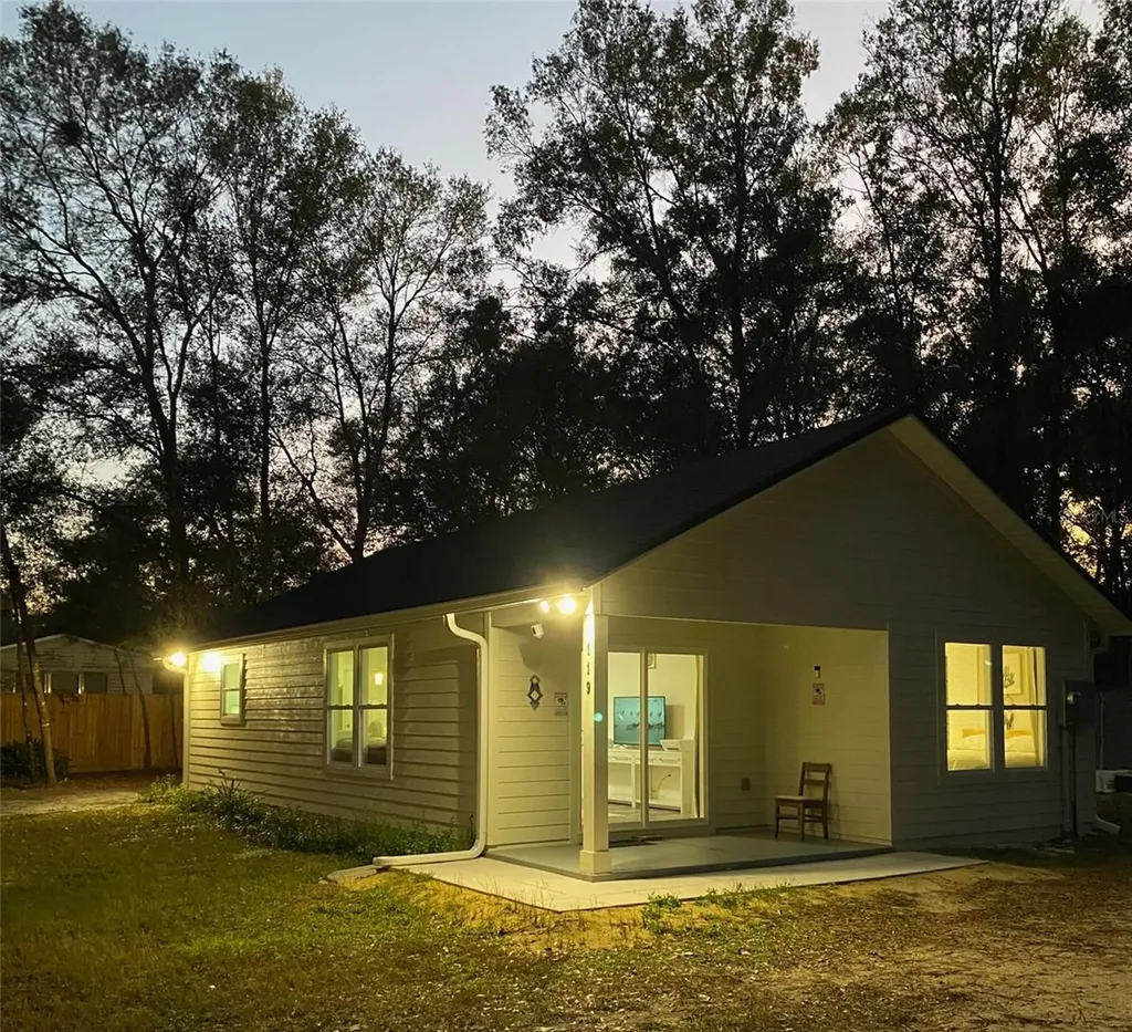 119 Pine Trail Melrose FL 32666