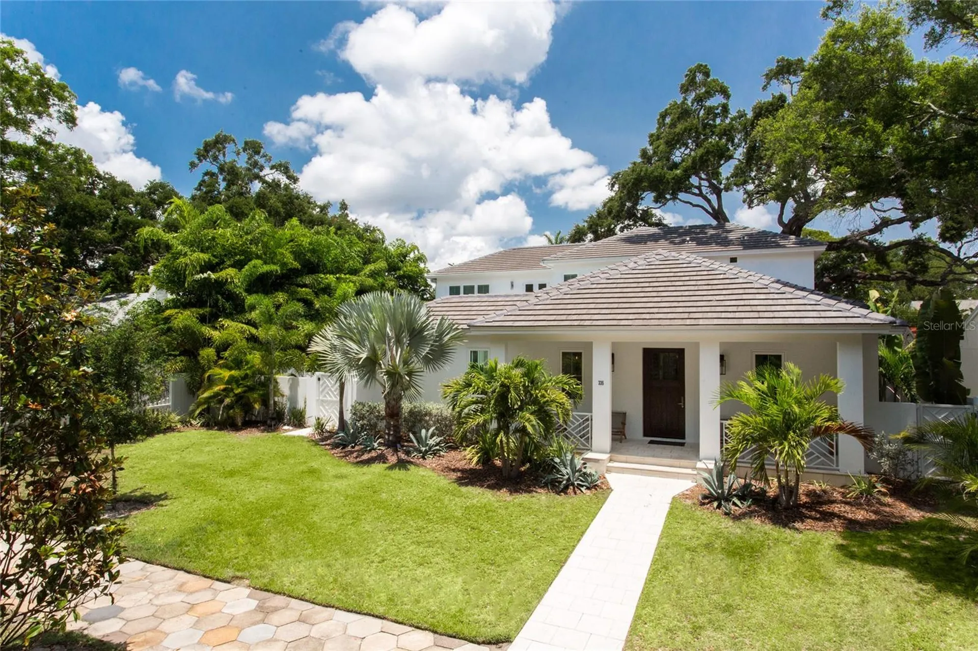 335 16th Avenue NE St Petersburg FL 33704