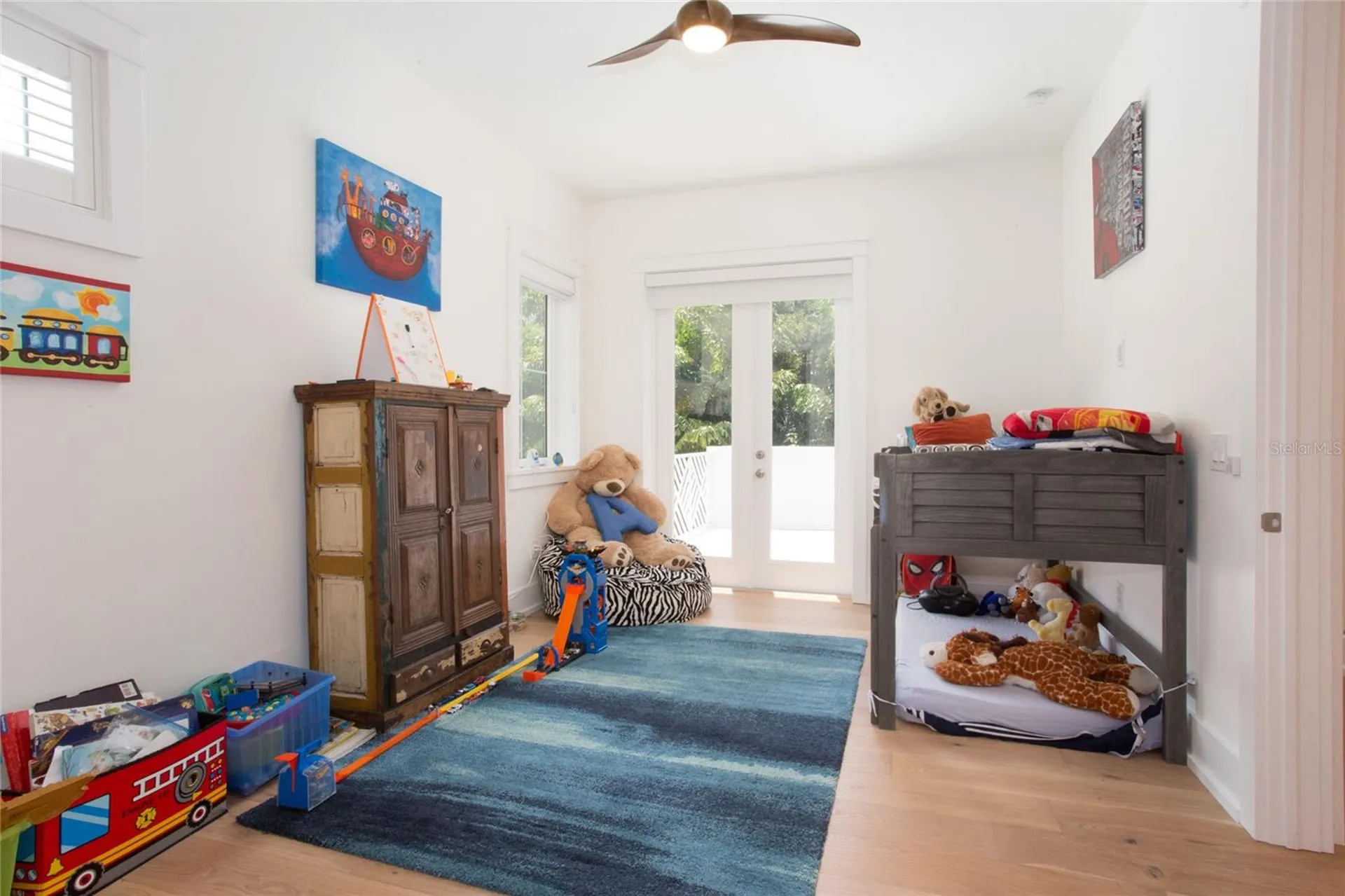 335 16th Avenue NE St Petersburg FL 33704