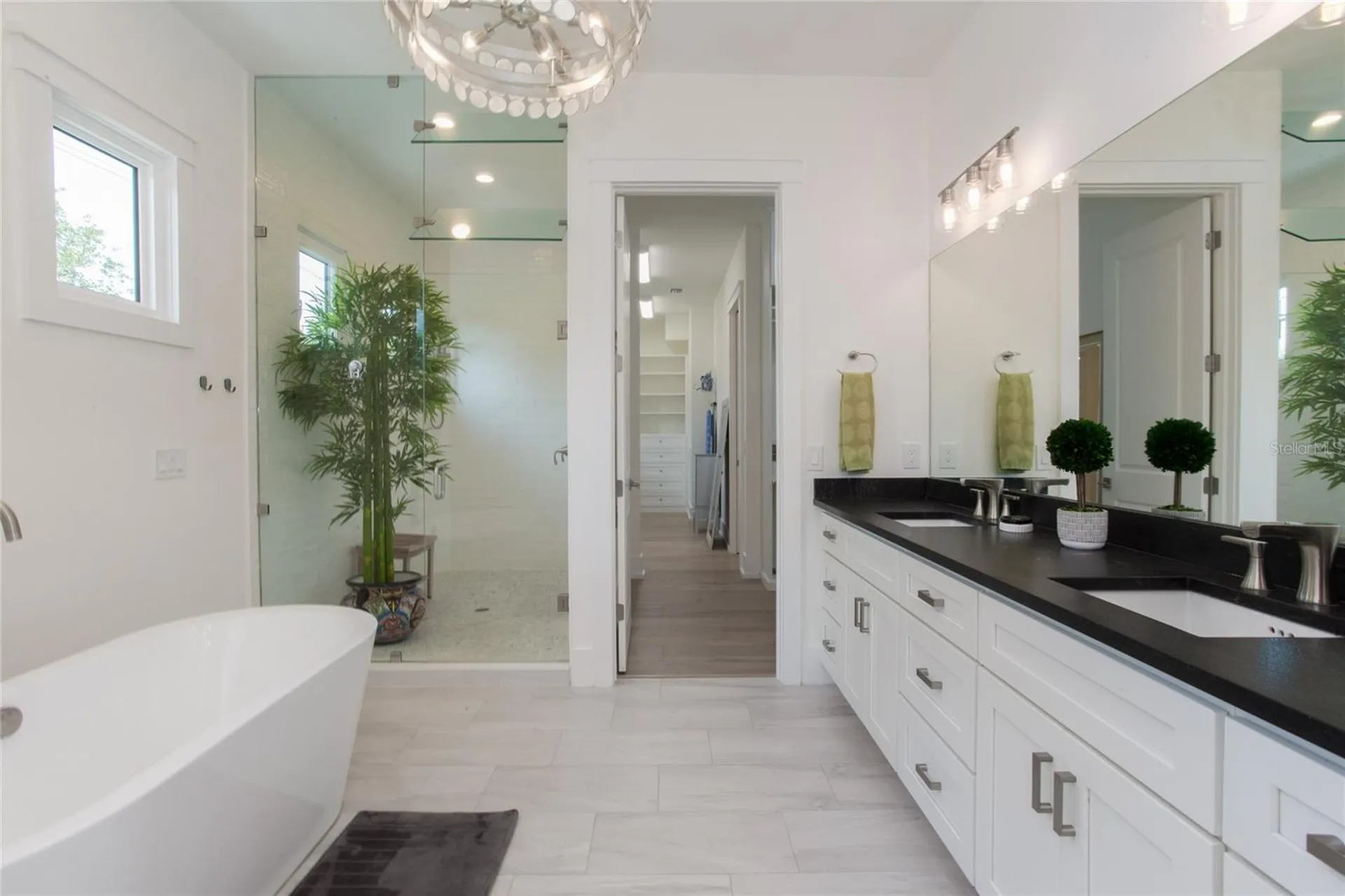 335 16th Avenue NE St Petersburg FL 33704