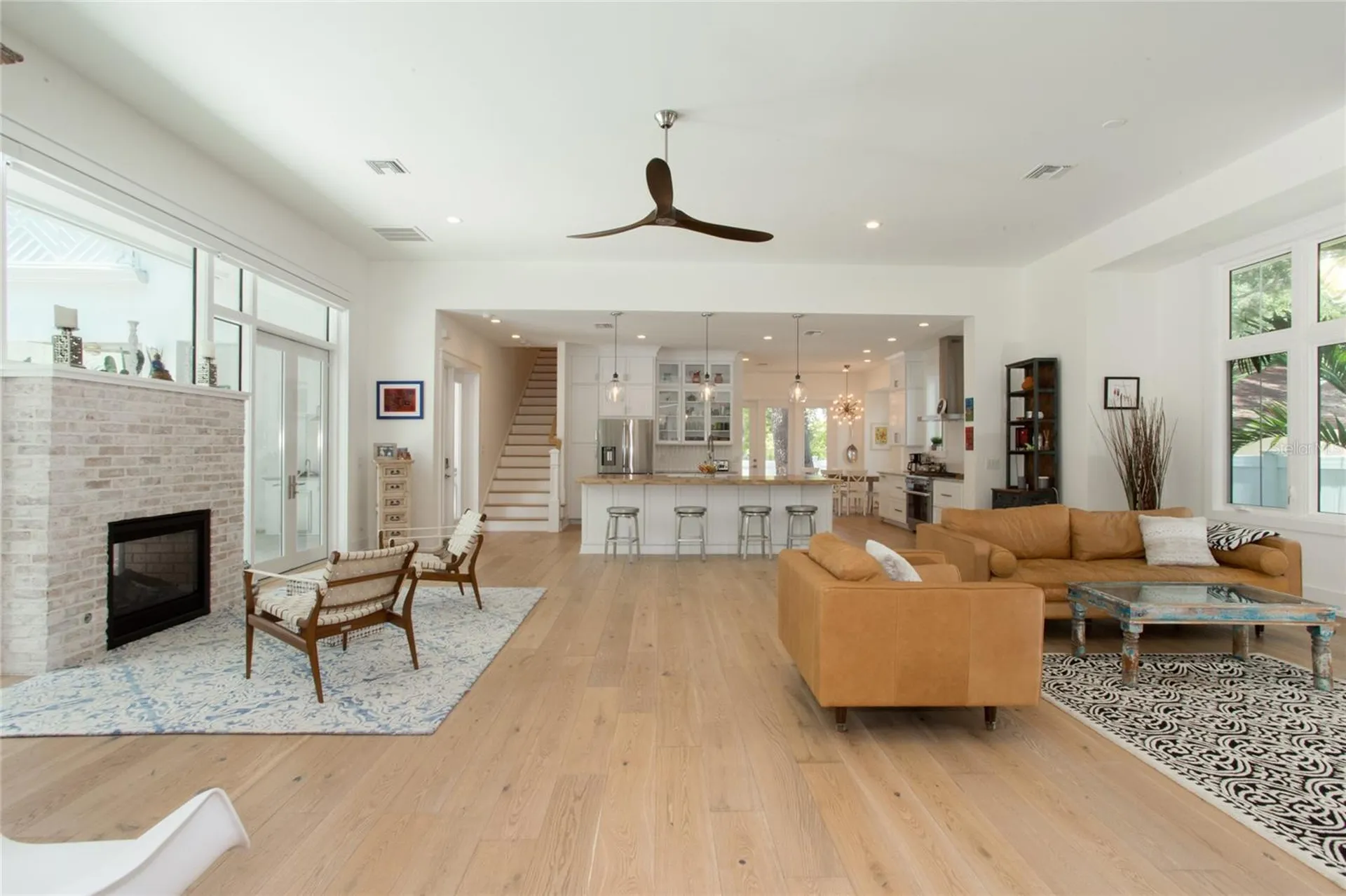 335 16th Avenue NE St Petersburg FL 33704