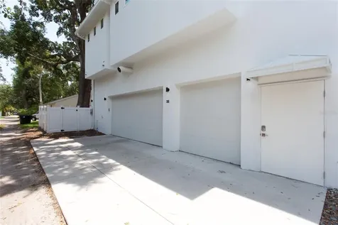 335 16th Avenue NE St Petersburg FL 33704