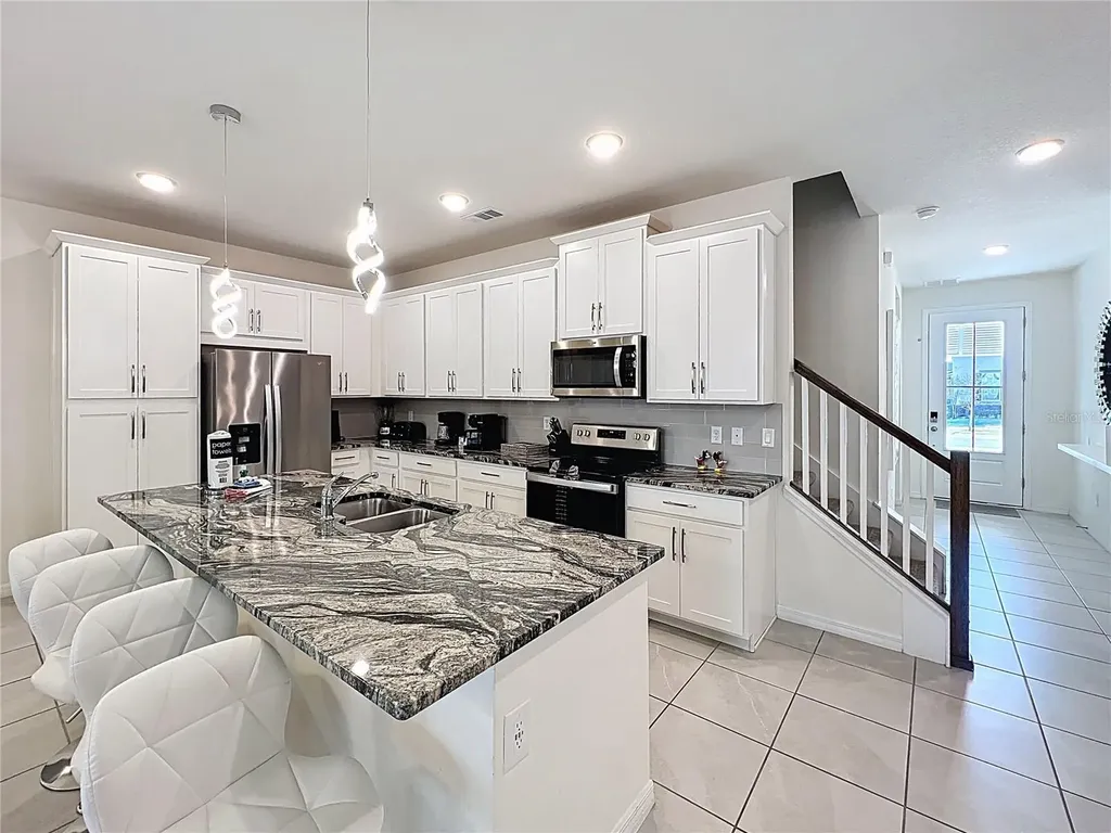1800 Tropical Palms Circle Kissimmee FL 34747