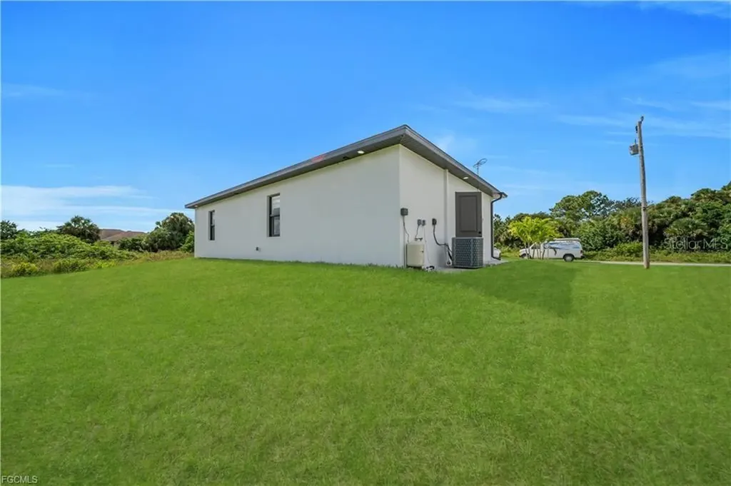 711 Roma Avenue S Lehigh Acres FL 33974