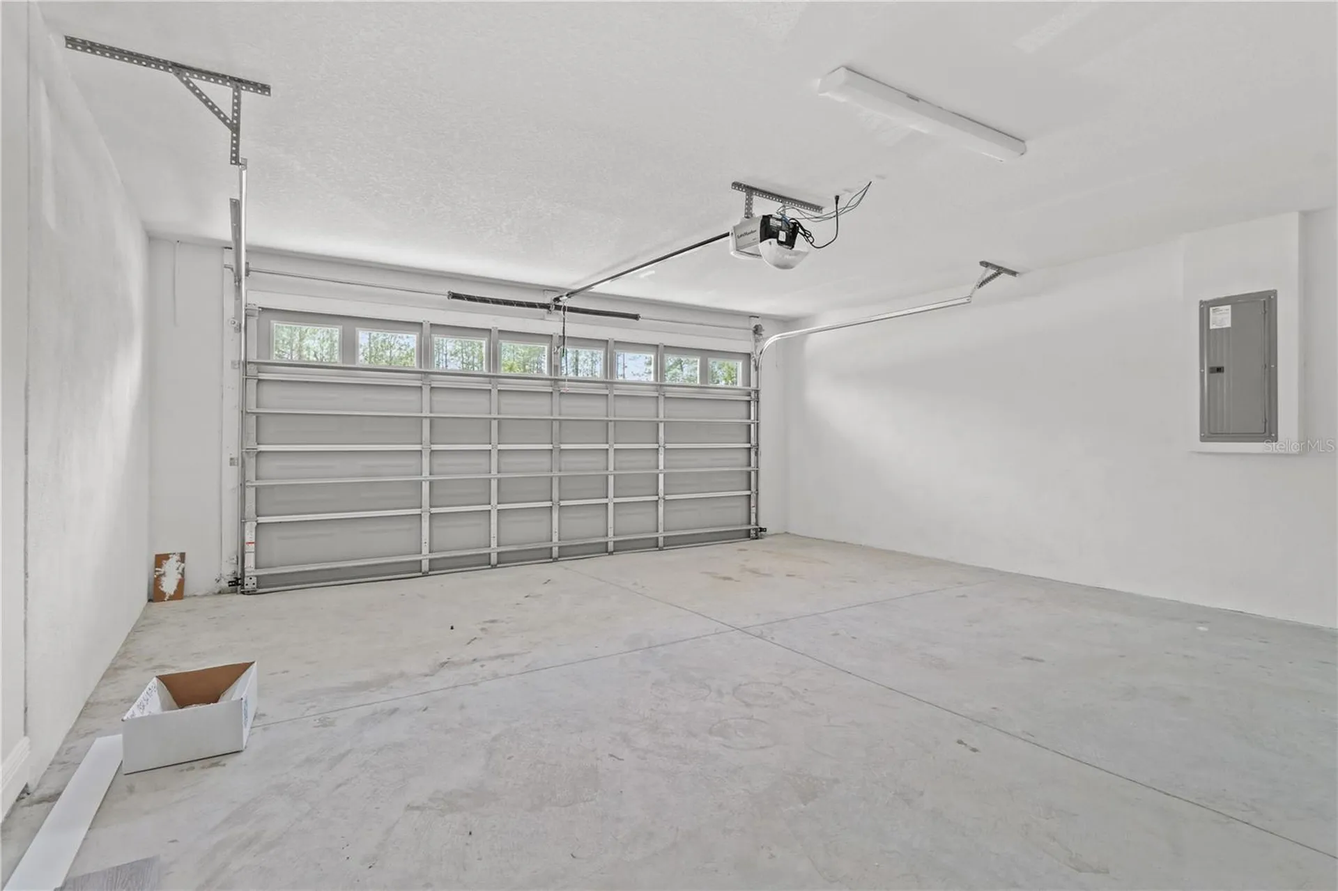 605 Abarth Avenue Sebring FL 33872