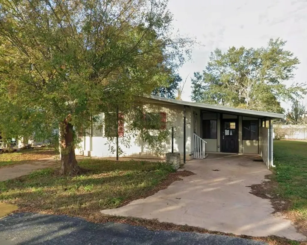 5325 Ixora Street Zephyrhills FL 33541
