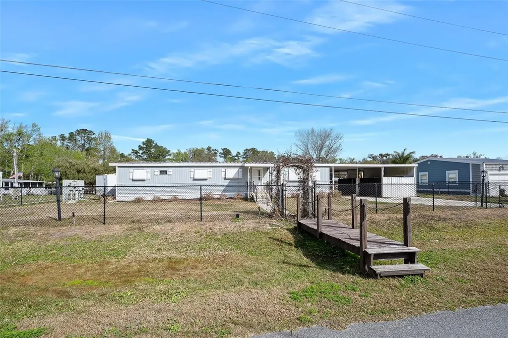 24847 Drive No 1 Astor FL 32102