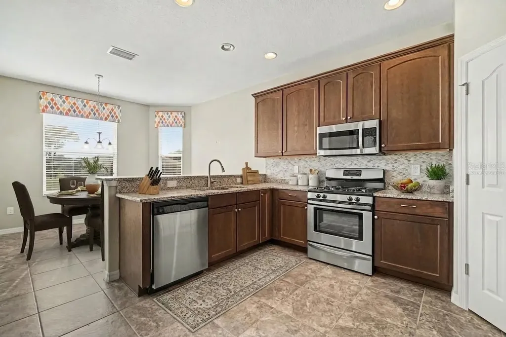 27014 Camerons Run Leesburg FL 34748