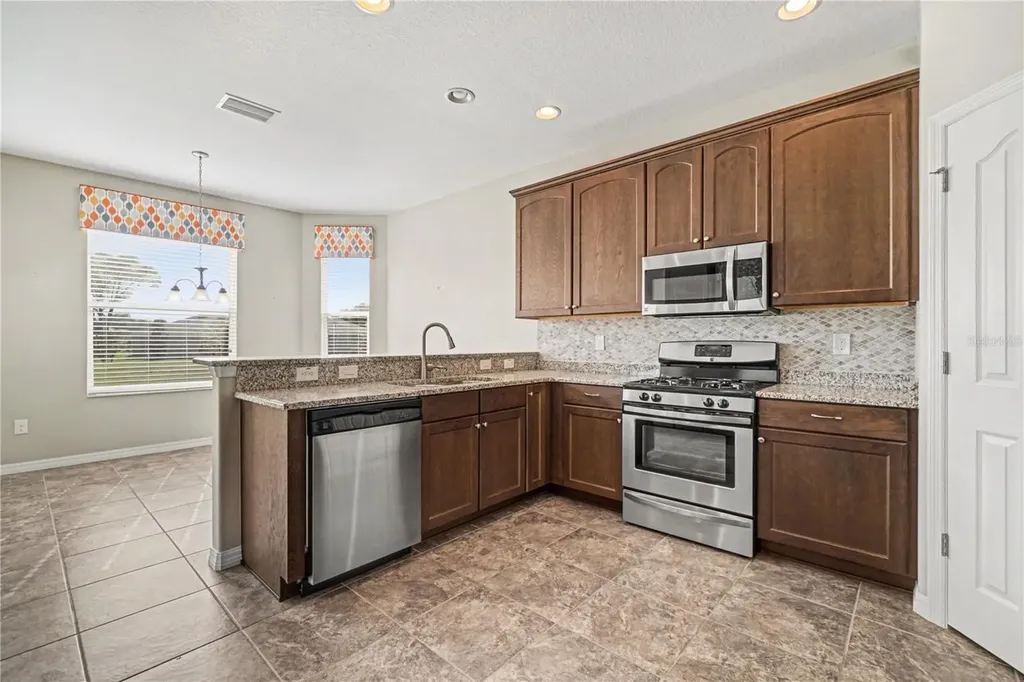 27014 Camerons Run Leesburg FL 34748