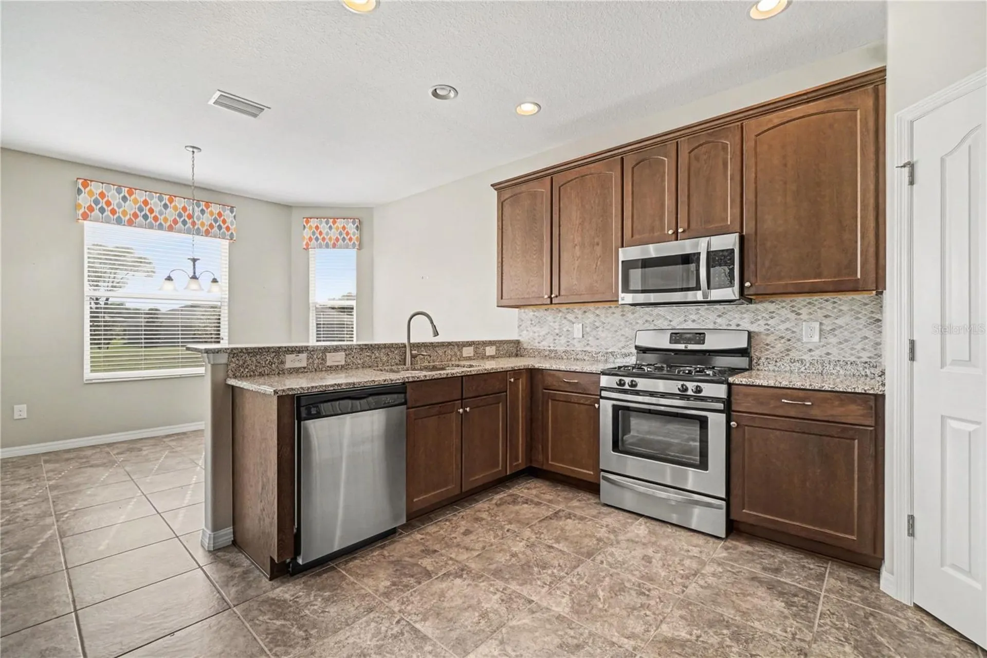 27014 Camerons Run Leesburg FL 34748