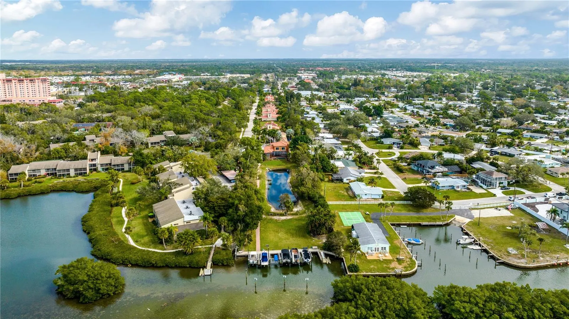 1680 Assisi Drive Sarasota FL 34231
