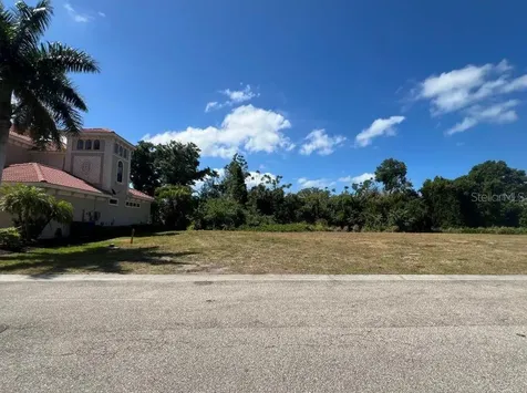 1680 Assisi Drive Sarasota FL 34231