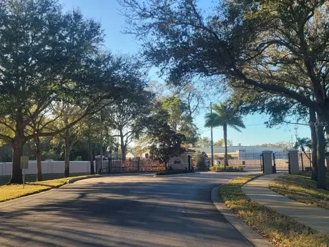 820 Lantern Way Clearwater FL 33765