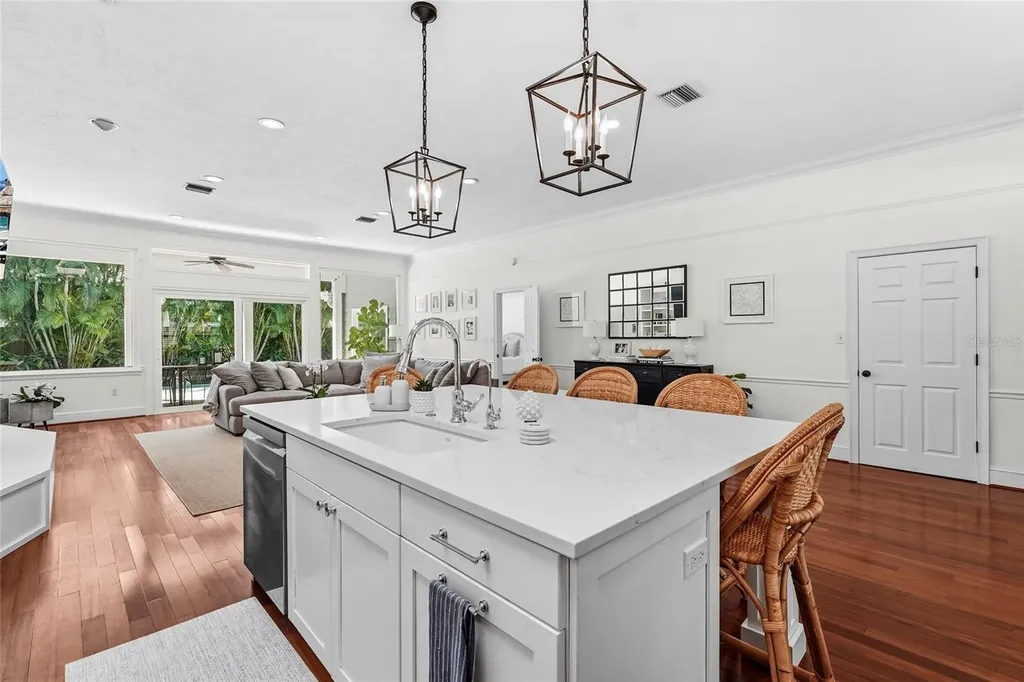 1920 Wisteria Street Sarasota FL 34239