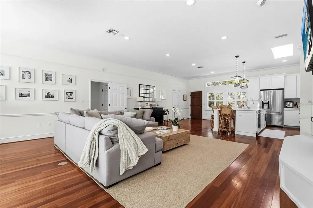 1920 Wisteria Street Sarasota FL 34239