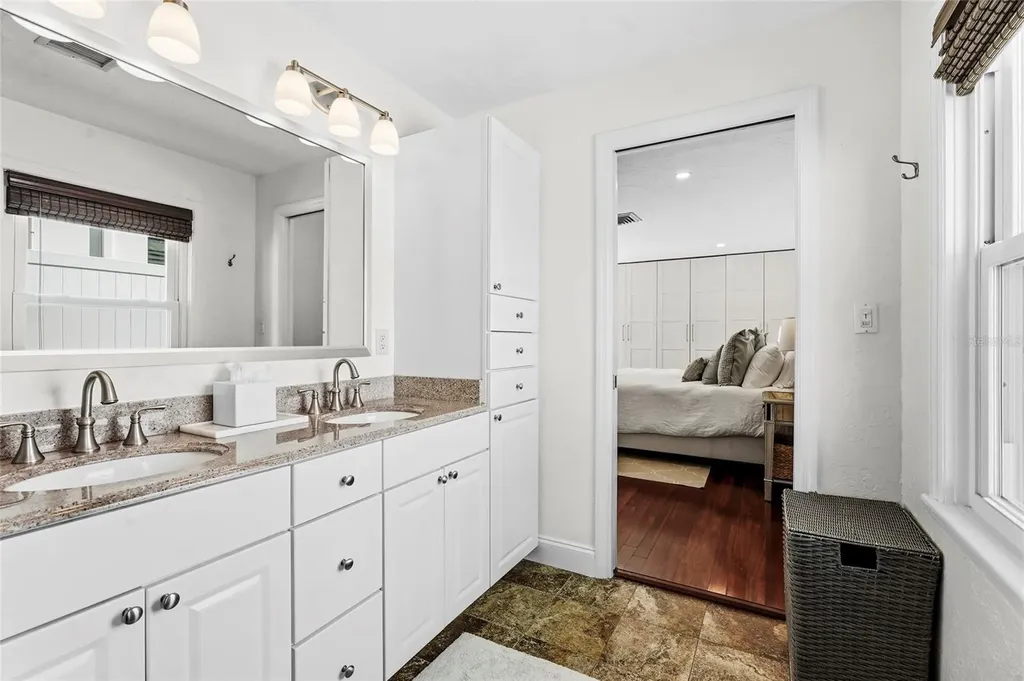 1920 Wisteria Street Sarasota FL 34239