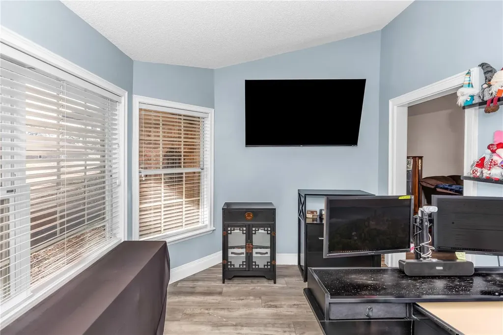 404 Glen Abbey Lane Debary FL 32713
