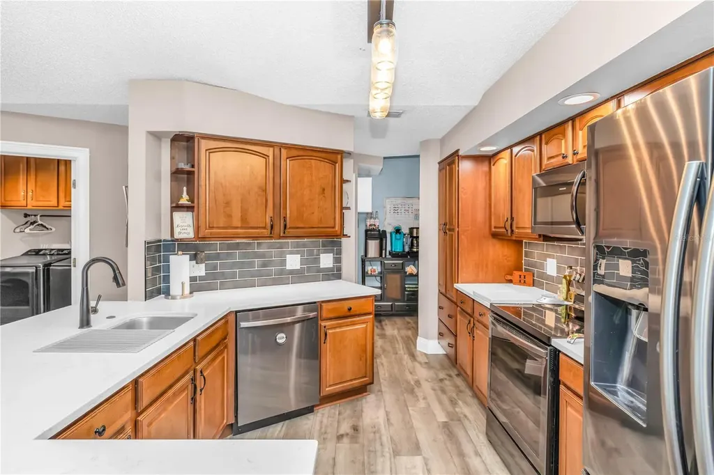 404 Glen Abbey Lane Debary FL 32713