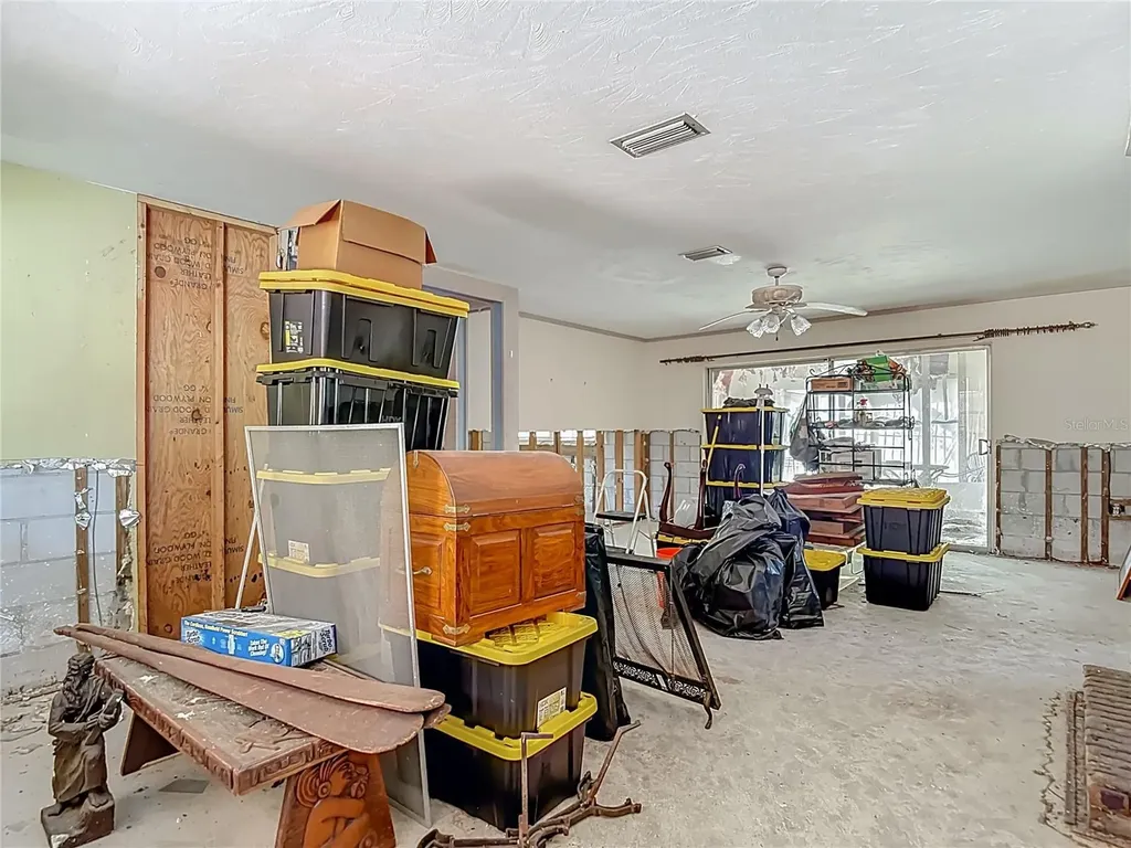 3700 Dana Shores Drive Tampa FL 33634