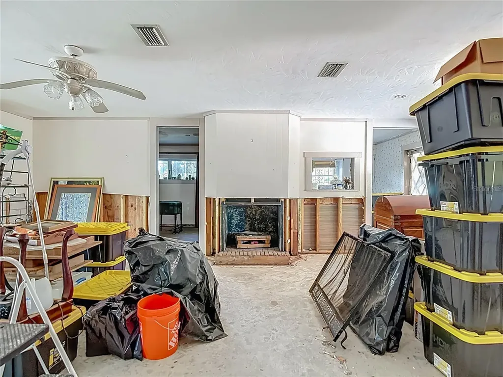 3700 Dana Shores Drive Tampa FL 33634
