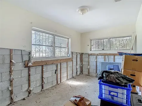 3700 Dana Shores Drive Tampa FL 33634