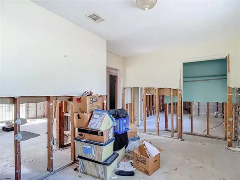 3700 Dana Shores Drive Tampa FL 33634