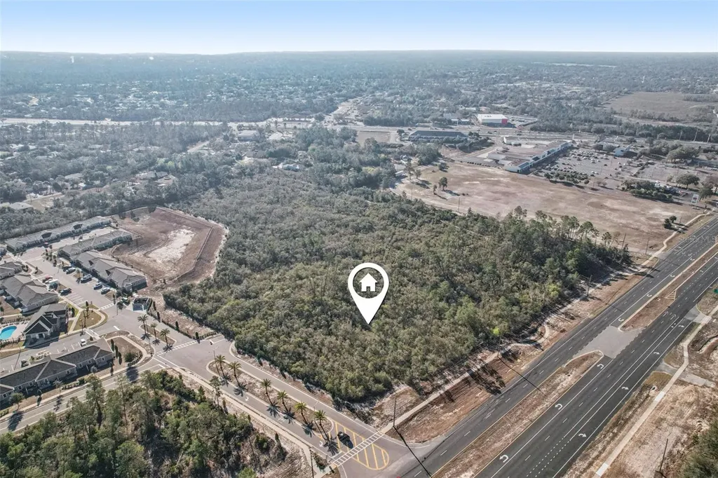 6414 Commercial Way Weeki Wachee FL 34613