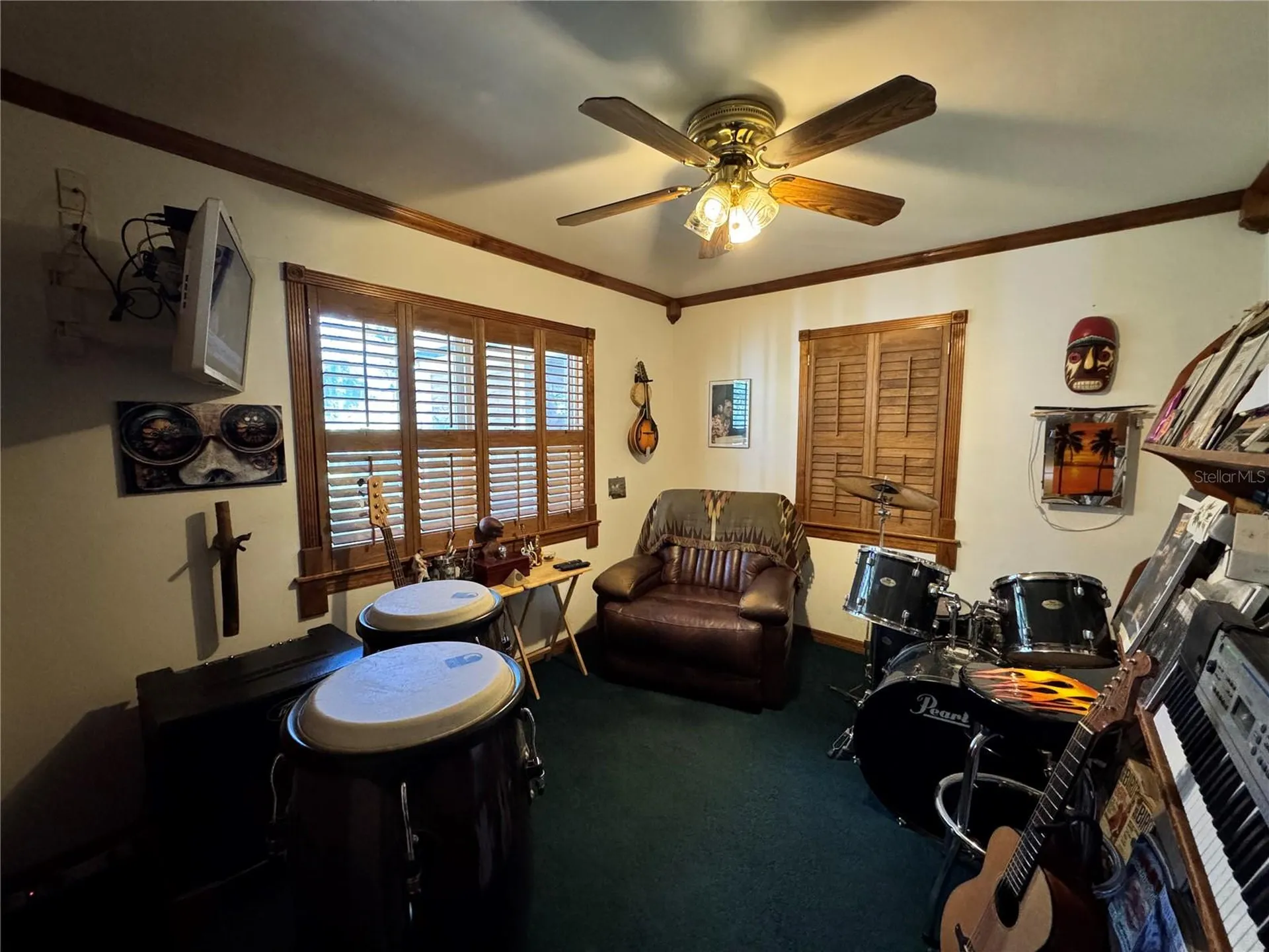8716 N Temple Avenue Tampa FL 33617