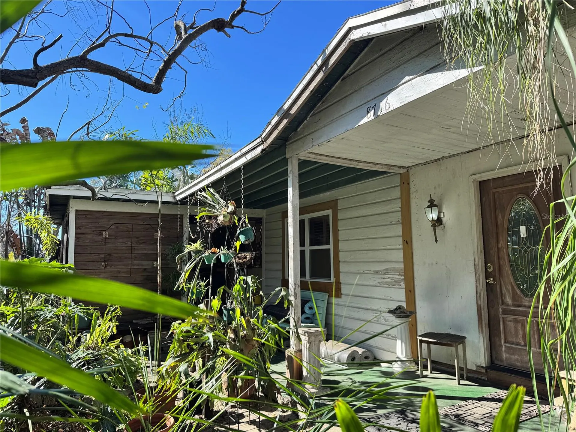 8716 N Temple Avenue Tampa FL 33617