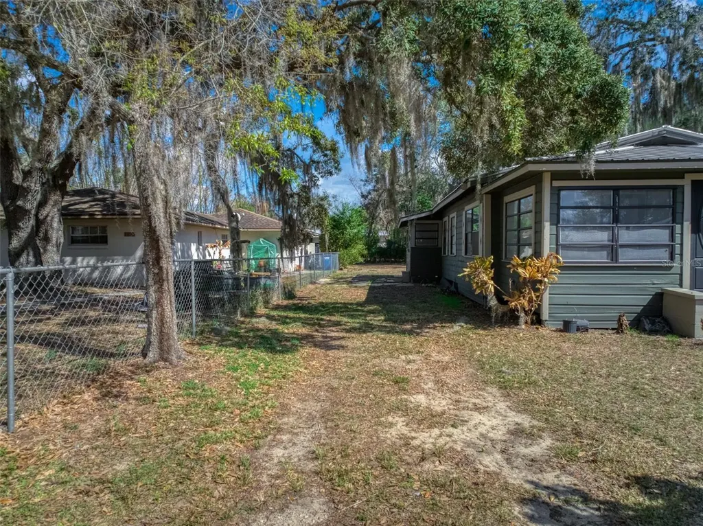 1628 Wightman Avenue Sebring FL 33870