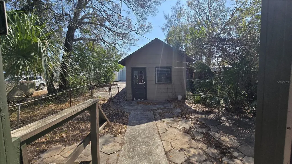 3940 Burlington Avenue N St Petersburg FL 33713