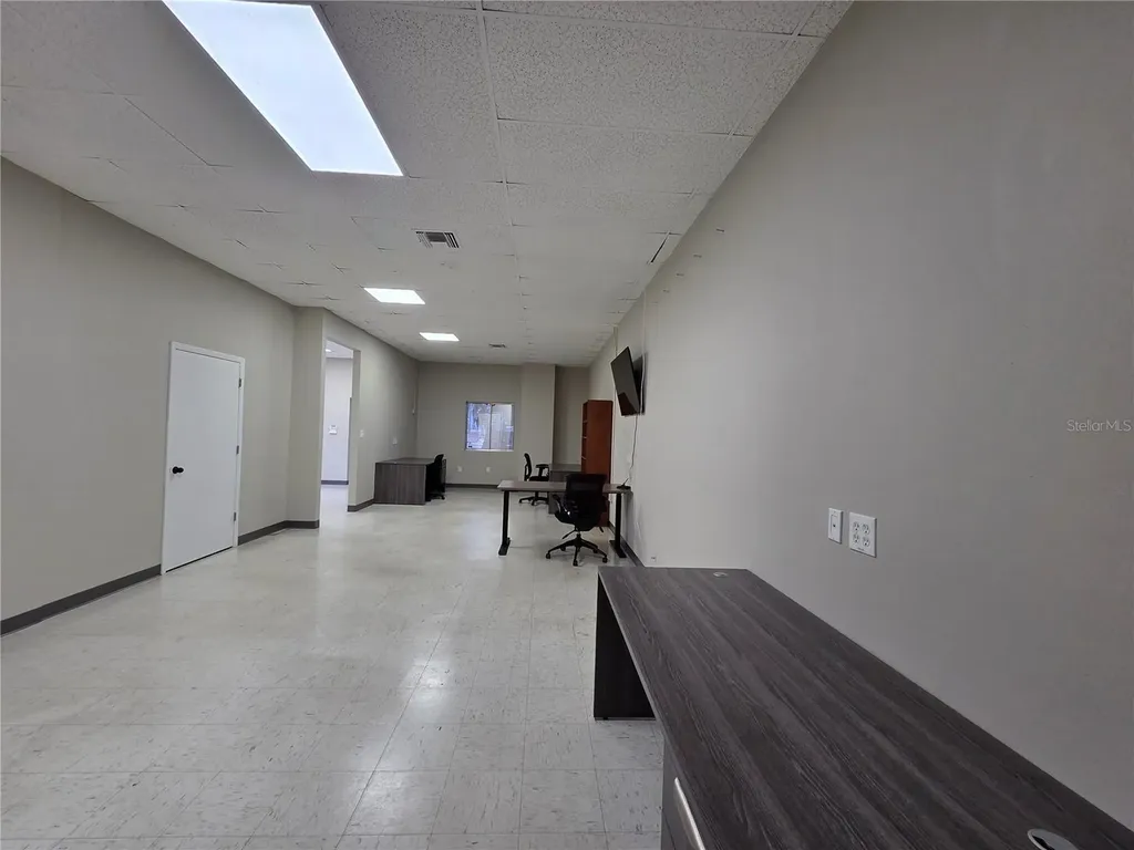 6800 Edgewater Commerce Parkway Orlando FL 32810