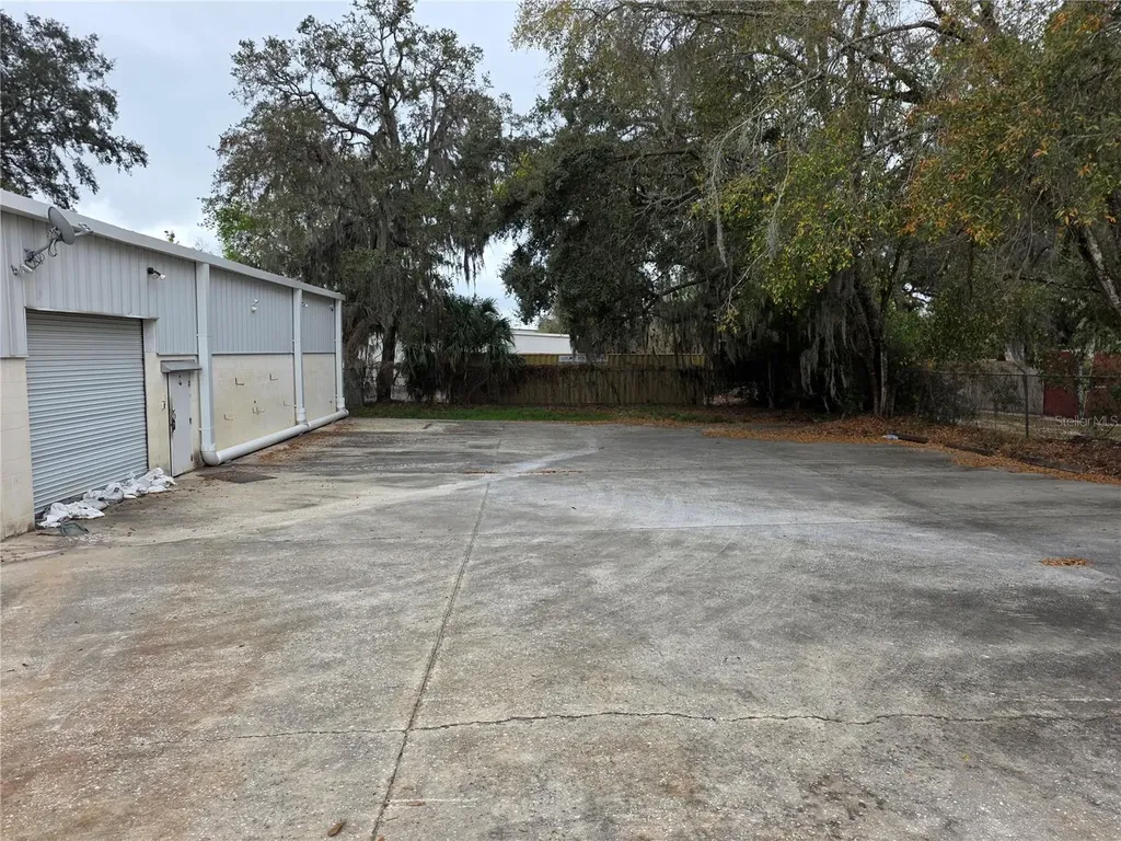 6800 Edgewater Commerce Parkway Orlando FL 32810