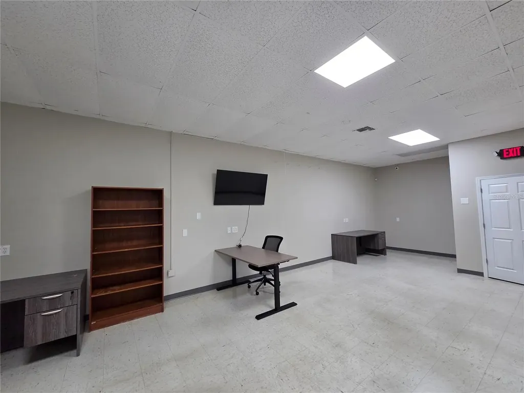 6800 Edgewater Commerce Parkway Orlando FL 32810