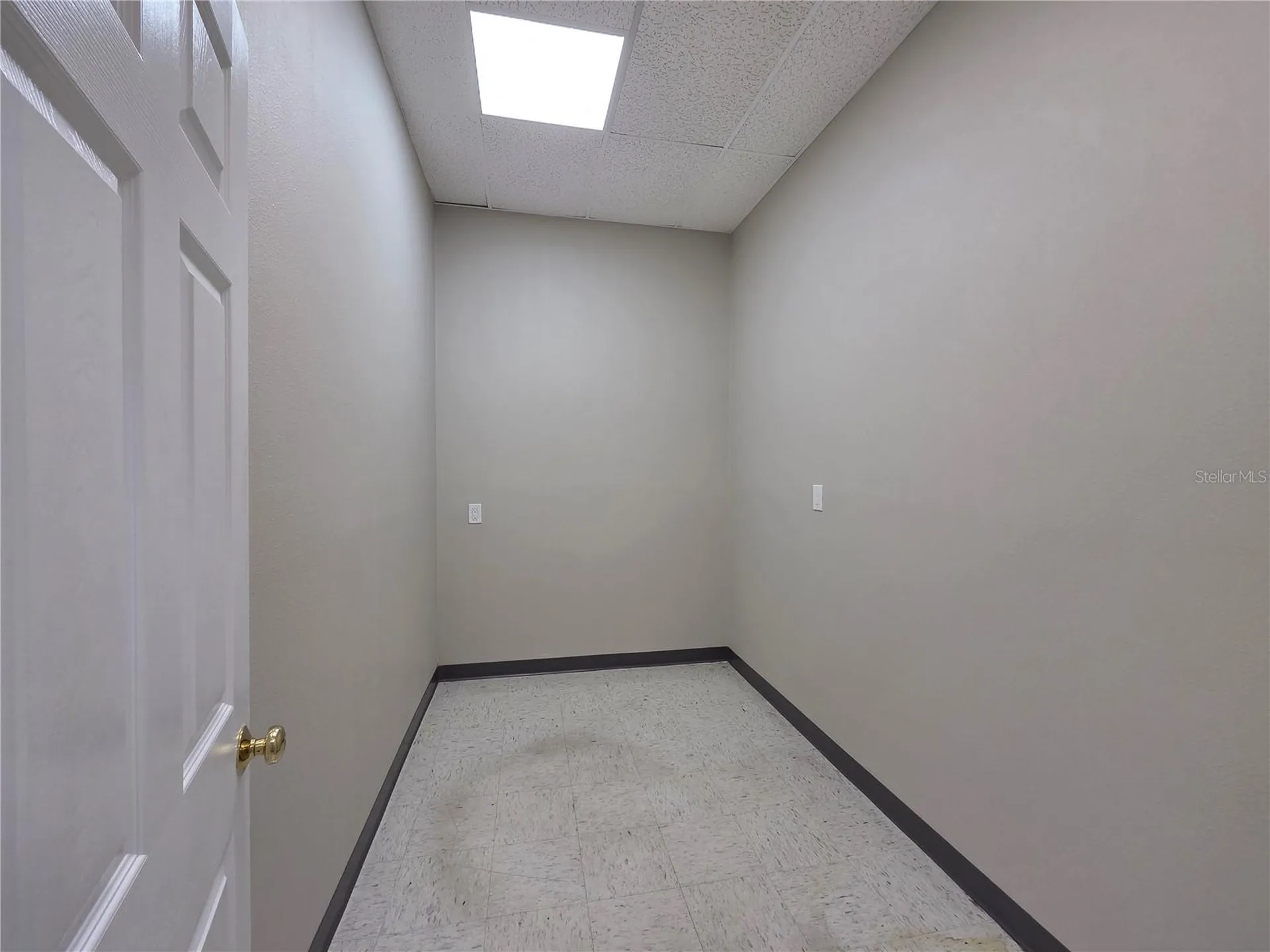 6800 Edgewater Commerce Parkway Orlando FL 32810