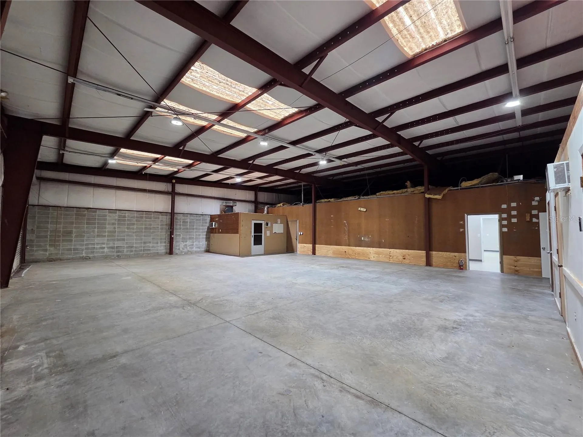 6800 Edgewater Commerce Parkway Orlando FL 32810