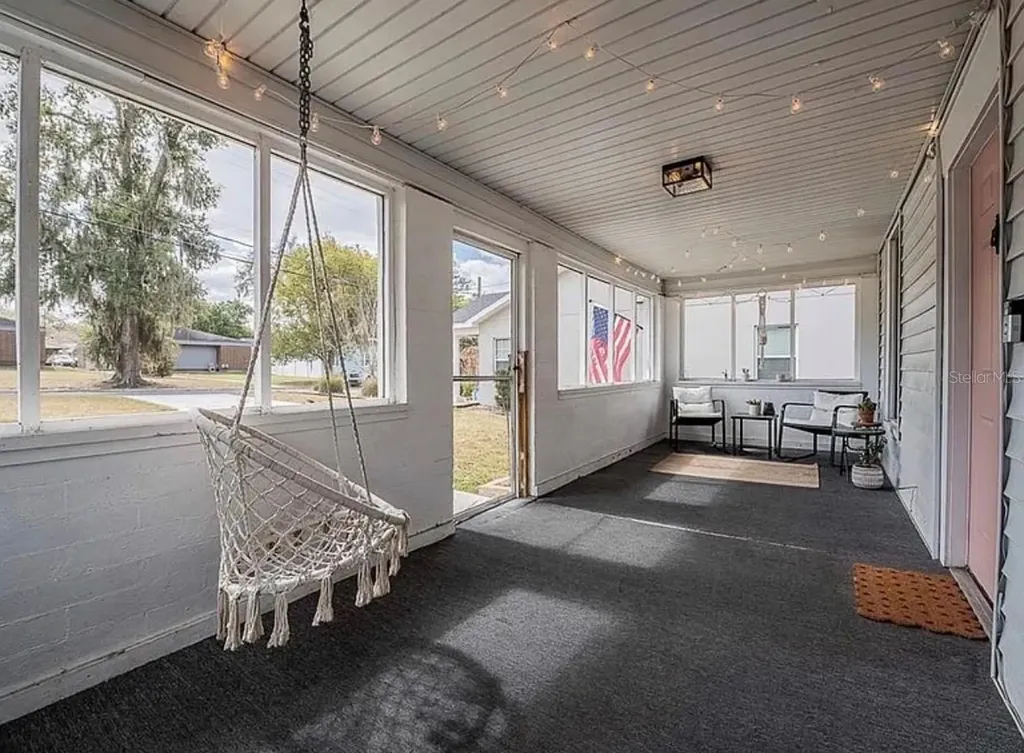 402 E Poinsettia Street Lakeland FL 33803