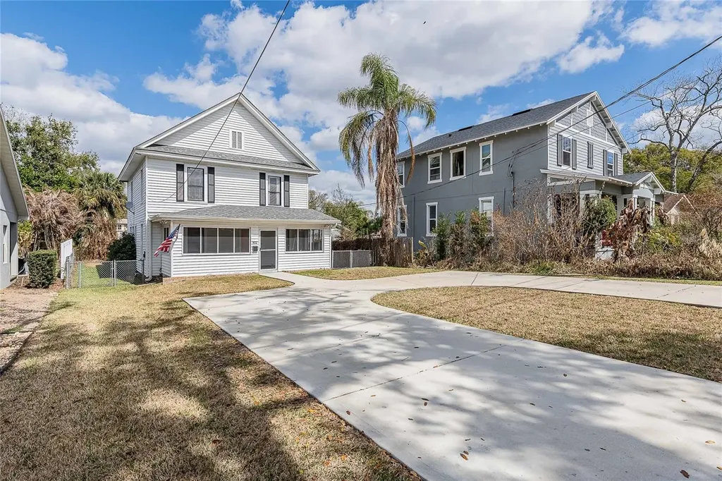 402 E Poinsettia Street Lakeland FL 33803