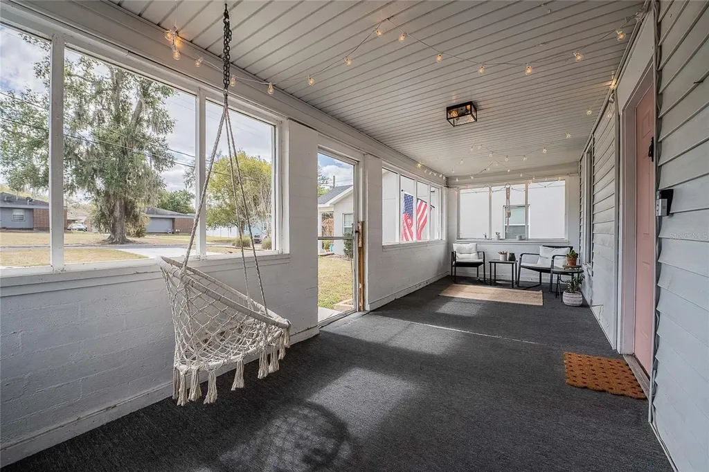 402 E Poinsettia Street Lakeland FL 33803