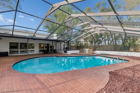 8402 Boxwood Drive Tampa FL 33615