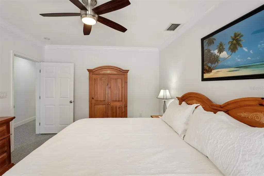 55 N Washington Drive Sarasota FL 34236