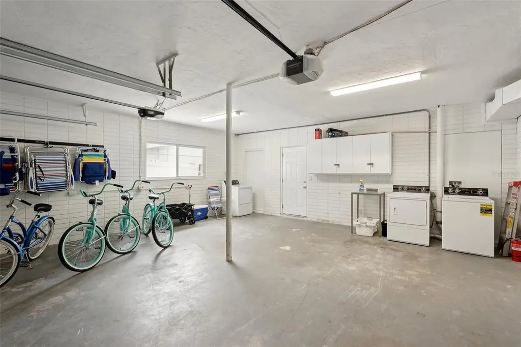 55 N Washington Drive Sarasota FL 34236