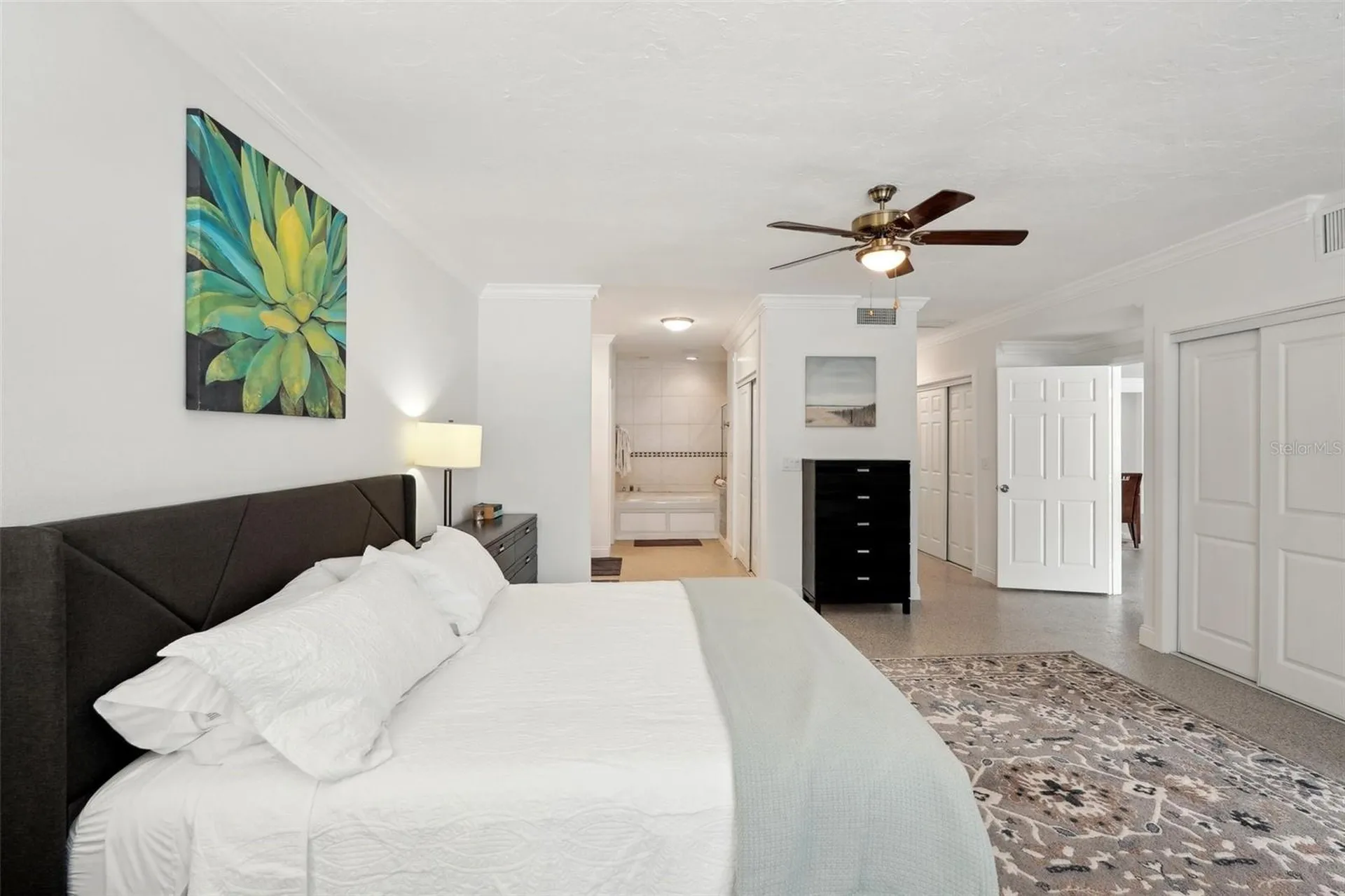 55 N Washington Drive Sarasota FL 34236